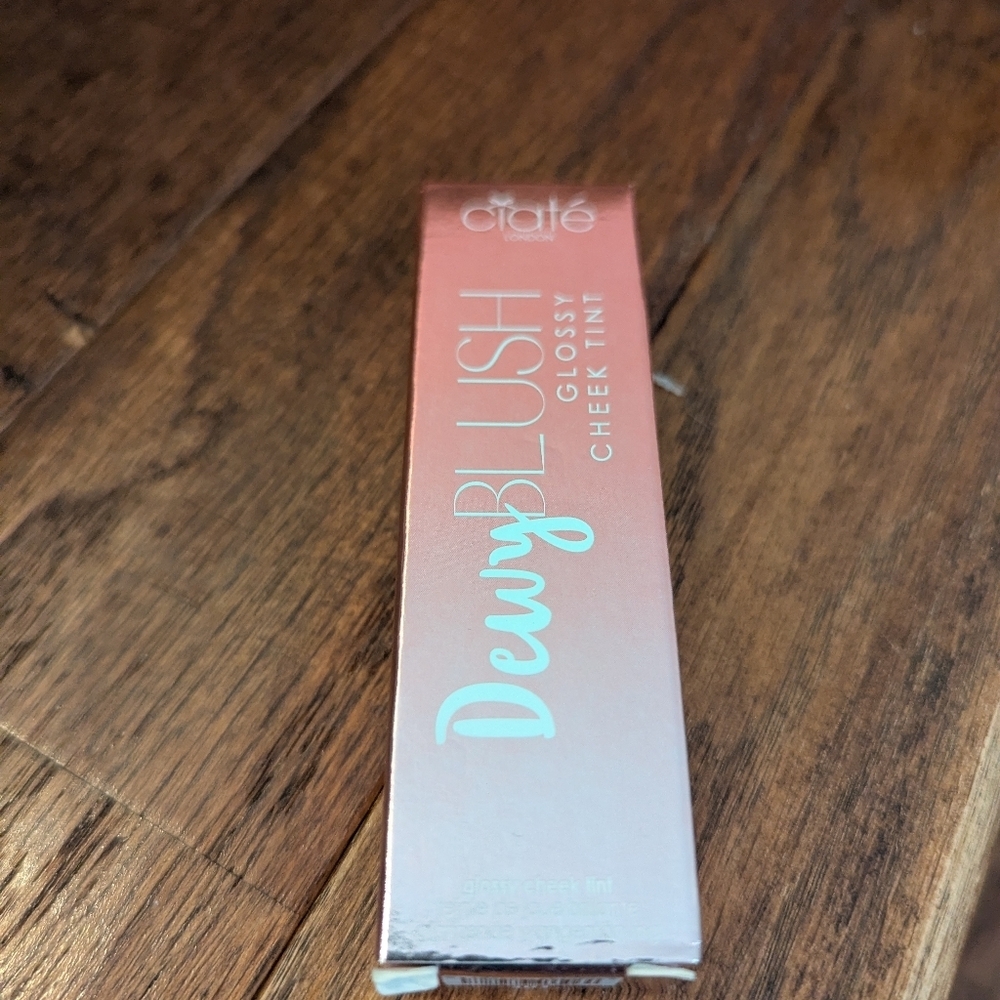 Ciate Dewy Blush Glossy Cheek Tint - Pink NIB 10 mL 0.34 oz Papaya